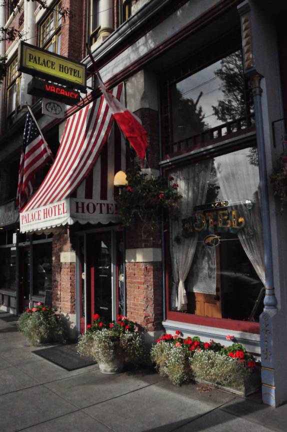 Fachada do nosso hotel em Port Townsend, no estado de Washington, oeste dos Estados Unidos